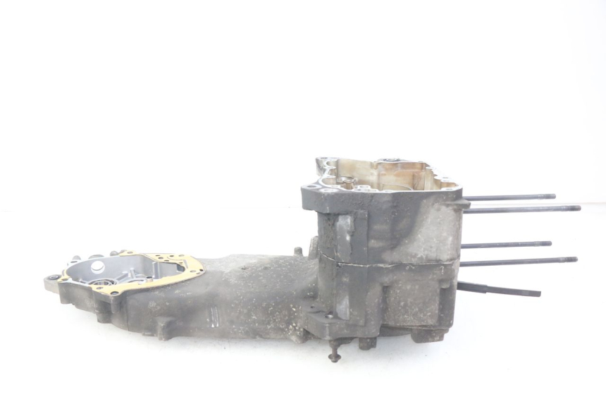 photo de ONDERKANT MOTORBLOK HONDA FES S-WING SWING ABS 125 (2007 - 2015) - Detail van het onderdeel