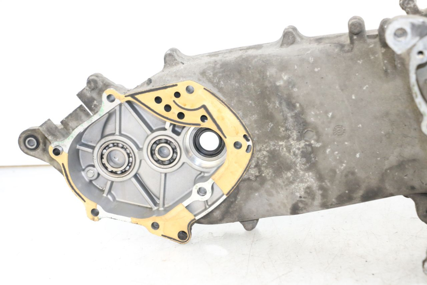 photo de ONDERKANT MOTORBLOK HONDA FES S-WING SWING ABS 125 (2007 - 2015) - Zoom op componenten