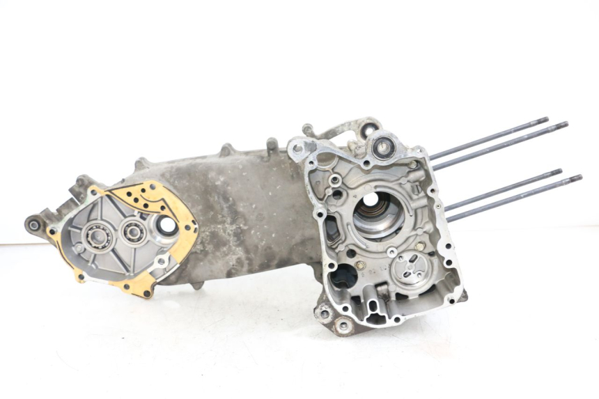 photo de ONDERKANT MOTORBLOK HONDA FES S-WING SWING ABS 125 (2007 - 2015) - Detailaanzicht