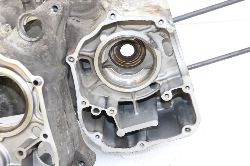 photo de ONDERKANT MOTORBLOK HONDA FES S-WING SWING ABS 125 (2007 - 2015) - Aanvullende foto