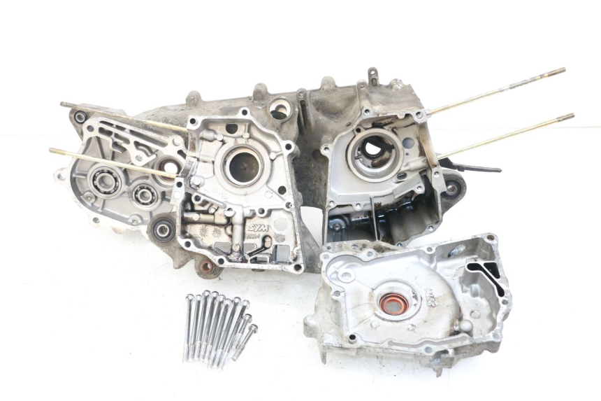 photo de ONDERKANT MOTORBLOK SYM FIDDLE 3 III 50 (2014 - 2020) - Detail van het onderdeel