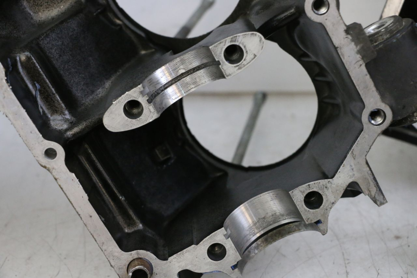 photo de ONDERKANT MOTORBLOK YAMAHA FJ 36Y 1100 (1984 - 1985) - Markeringen en referenties