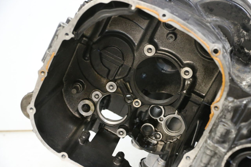 photo de ONDERKANT MOTORBLOK YAMAHA FJ 36Y 1100 (1984 - 1985) - Gecontroleerd onderdeel