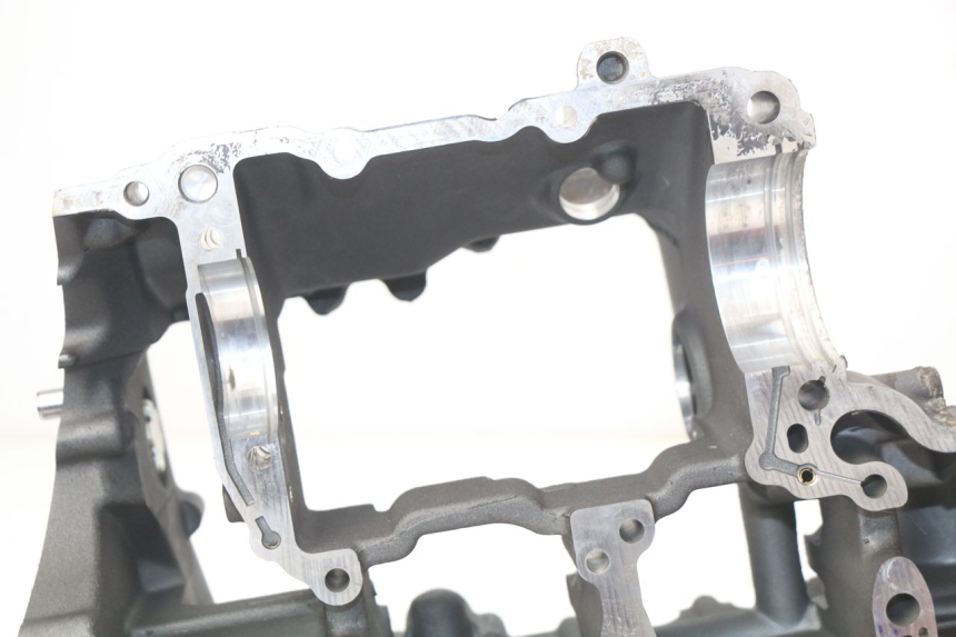 photo de ONDERKANT MOTORBLOK YAMAHA FZ8 800 (2010 - 2016) - Visuele inspectie