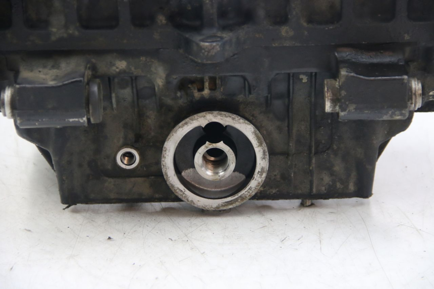 photo de ONDERKANT MOTORBLOK YAMAHA FZS FAZER 600 (2001 - 2003) - Staat van het oppervlak