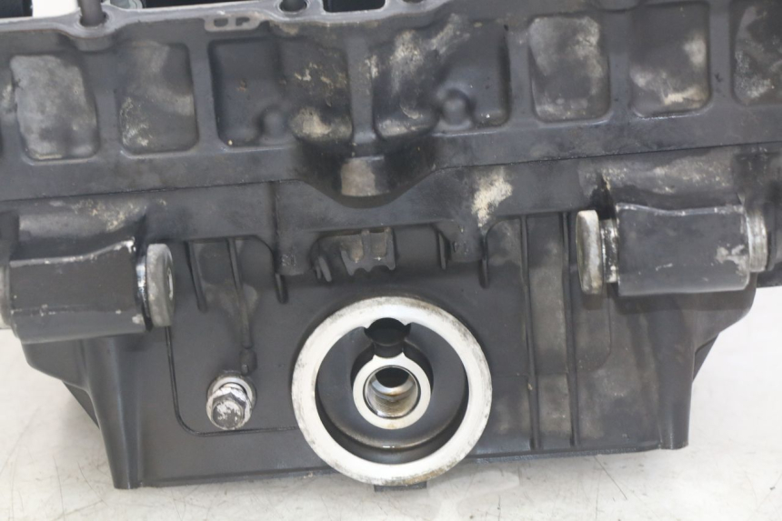 photo de ONDERKANT MOTORBLOK YAMAHA FZS FAZER 600 (1998 - 2001) - Staat van het oppervlak