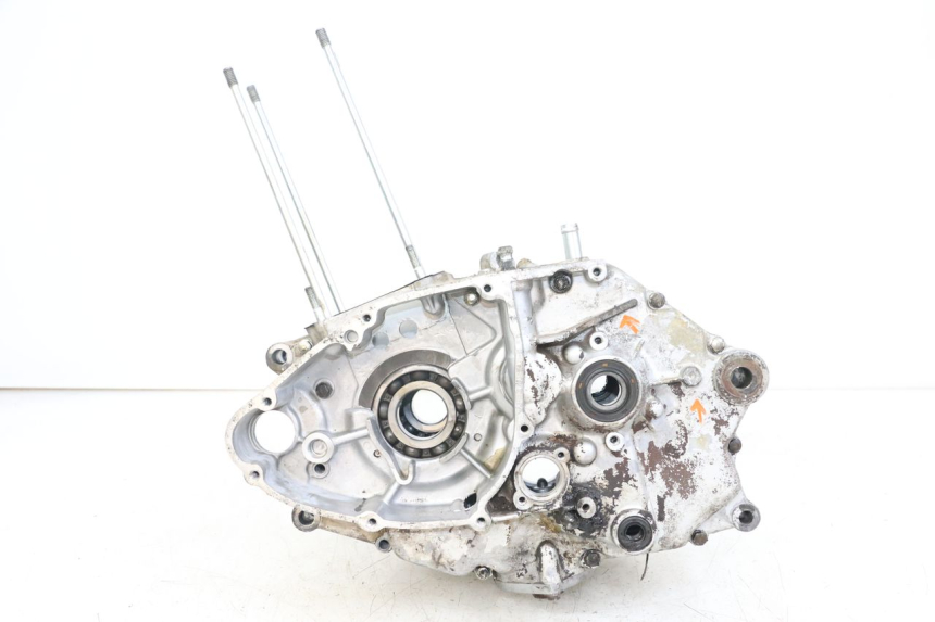 photo de ONDERKANT MOTORBLOK HYOSUNG GF 125 (2001 - 2005) - Hoofdaanzicht