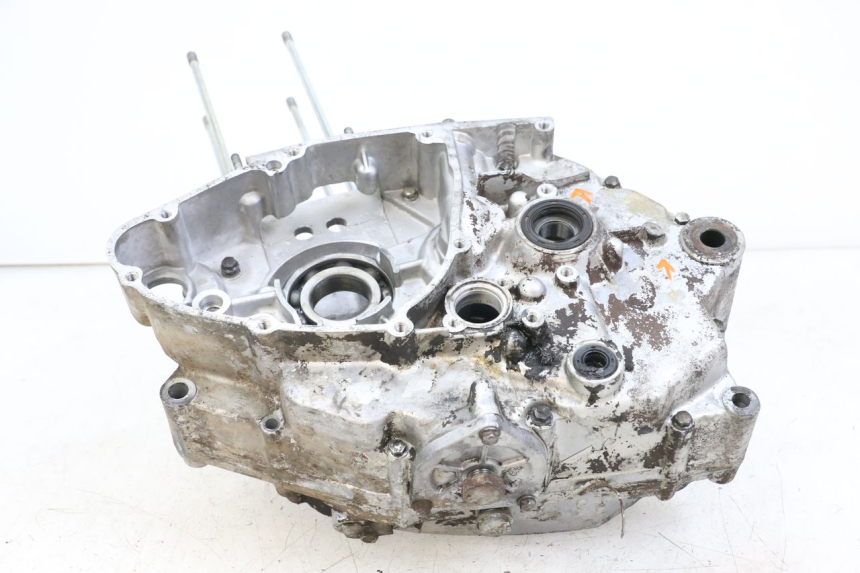 photo de ONDERKANT MOTORBLOK HYOSUNG GF 125 (2001 - 2005) - Markeringen en referenties