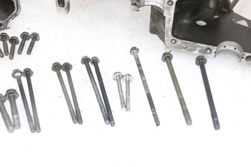 photo de MOTORBLOK ONDERKANT SUZUKI GS GSE 500 (2001 - 2003) - Zoom op gebruiksstaat