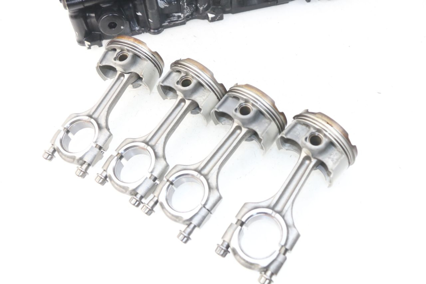 photo de ONDERKANT MOTORBLOK SUZUKI GSR 600 (2005 - 2012) - Overzicht