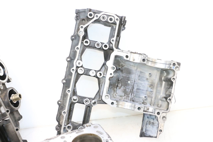 photo de ONDERKANT MOTORBLOK SUZUKI GSR 600 (2005 - 2012) - Technische close-up
