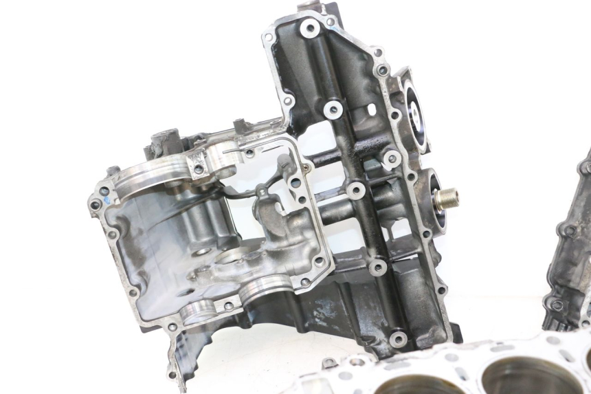 photo de ONDERKANT MOTORBLOK SUZUKI GSR 600 (2005 - 2012) - Overzicht