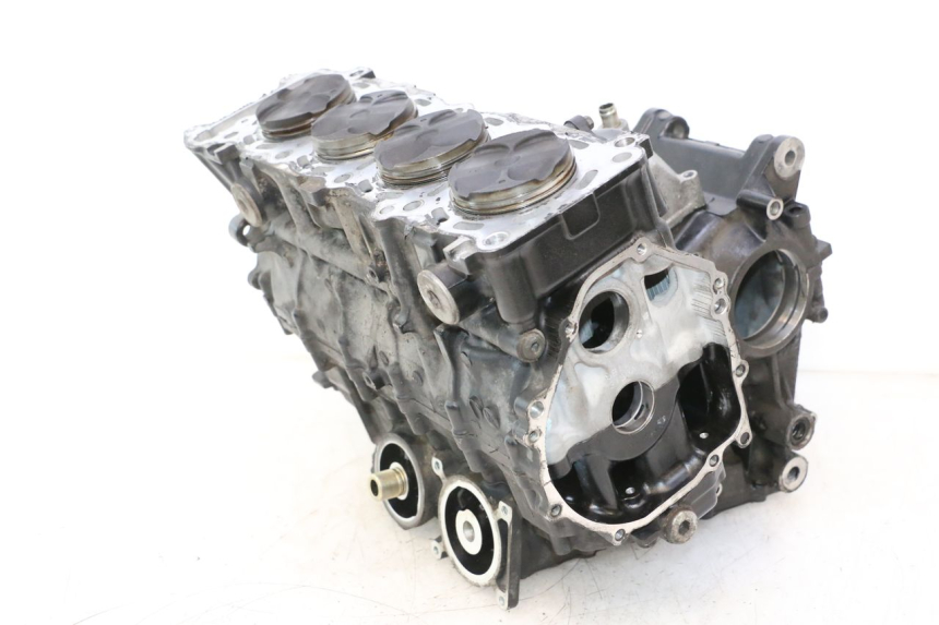 photo de ONDERKANT MOTORBLOK SUZUKI GSR 600 (2005 - 2012) - Overzicht