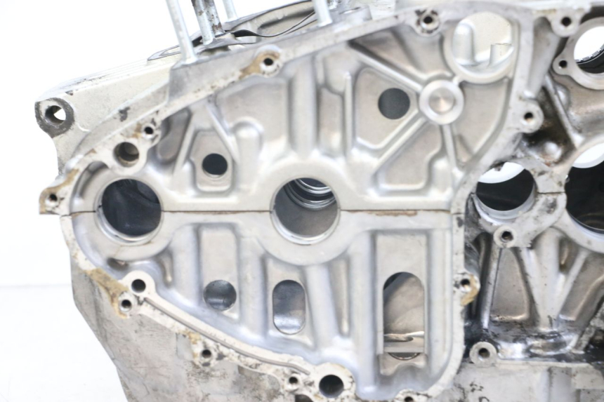 photo de ONDERKANT MOTORBLOK SUZUKI GSX E 250 (1982 - 1983) - Productaanzicht