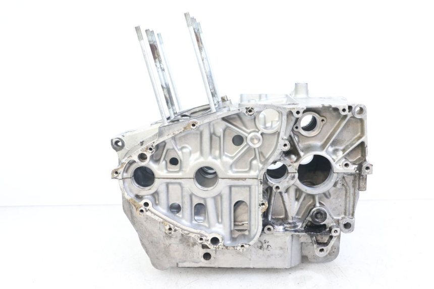 photo de ONDERKANT MOTORBLOK SUZUKI GSX E 250 (1982 - 1983) - Kenmerkende details