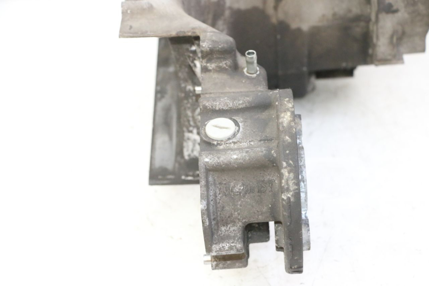 photo de ONDERKANT MOTORBLOK DAELIM HISTORY 125 (2001 - 2002) - Kenmerkende details