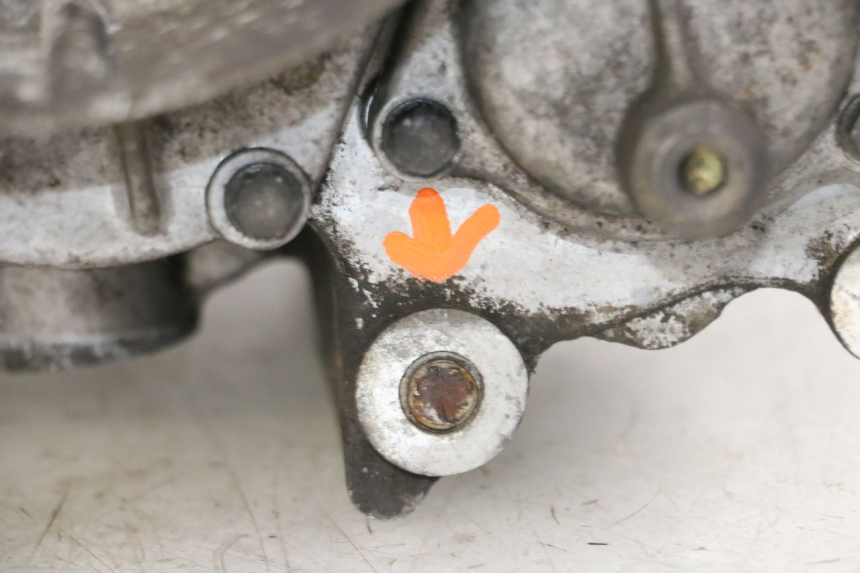 photo de ONDERKANT MOTORBLOK DAELIM HISTORY 125 (2001 - 2002) - Visuele inspectie