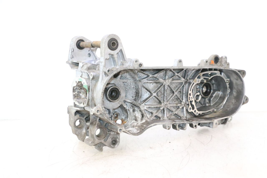 photo de ONDERKANT MOTORBLOK PEUGEOT KISBEE 2T 50 (2010 - 2017) - Hoofdaanzicht