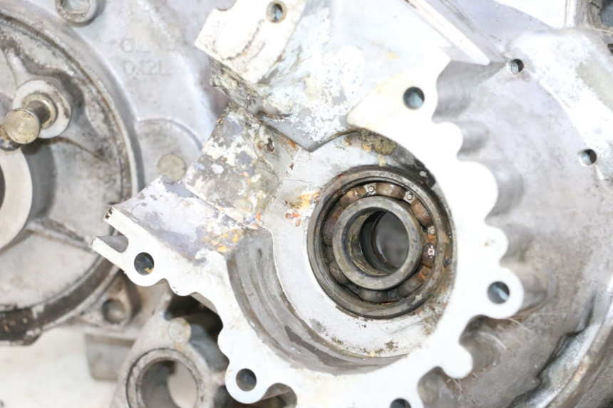 photo de ONDERKANT MOTORBLOK PEUGEOT KISBEE 2T 50 (2010 - 2017) - Technische close-up