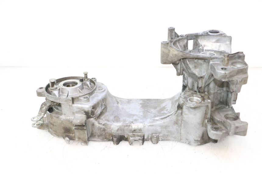 photo de ONDERKANT MOTORBLOK PEUGEOT KISBEE 2T 50 (2010 - 2017) - Overzicht