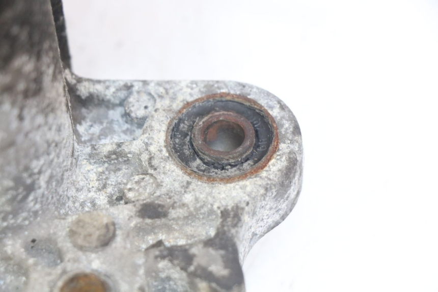 photo de ONDERKANT MOTORBLOK PEUGEOT KISBEE 4T 50 (2018 - 2022) - Andere kijkhoek