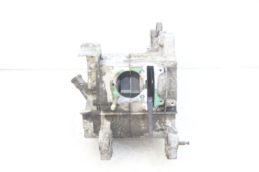 photo de ONDERKANT MOTORBLOK PEUGEOT KISBEE 4T 50 (2018 - 2022) - Bevestigingspunten