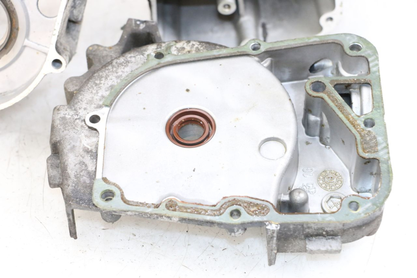 photo de ONDERKANT MOTORBLOK PEUGEOT KISBEE 4T 50 (2018 - 2022) - Productaanzicht