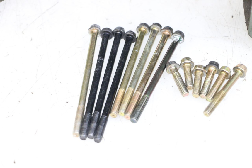 photo de ONDERKANT MOTORBLOK PEUGEOT KISBEE 4T 50 (2018 - 2022) - Detailaanzicht