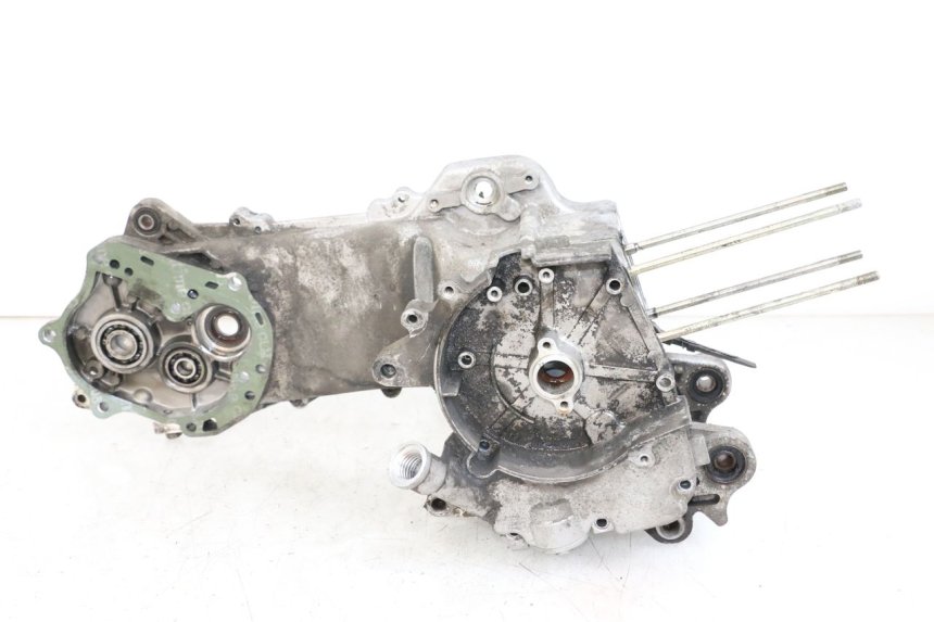 photo de ONDERKANT MOTORBLOK PEUGEOT KISBEE 4T 50 (2018 - 2022) - Andere kijkhoek