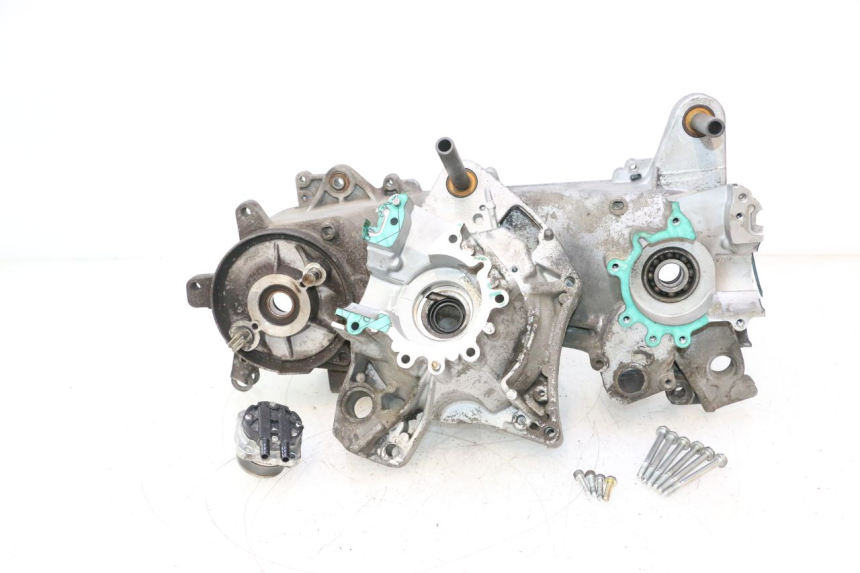 photo de ONDERSTE MOTORKAST PEUGEOT LUDIX ONE 14P 50 (2004 - 2013) - Detail van het onderdeel