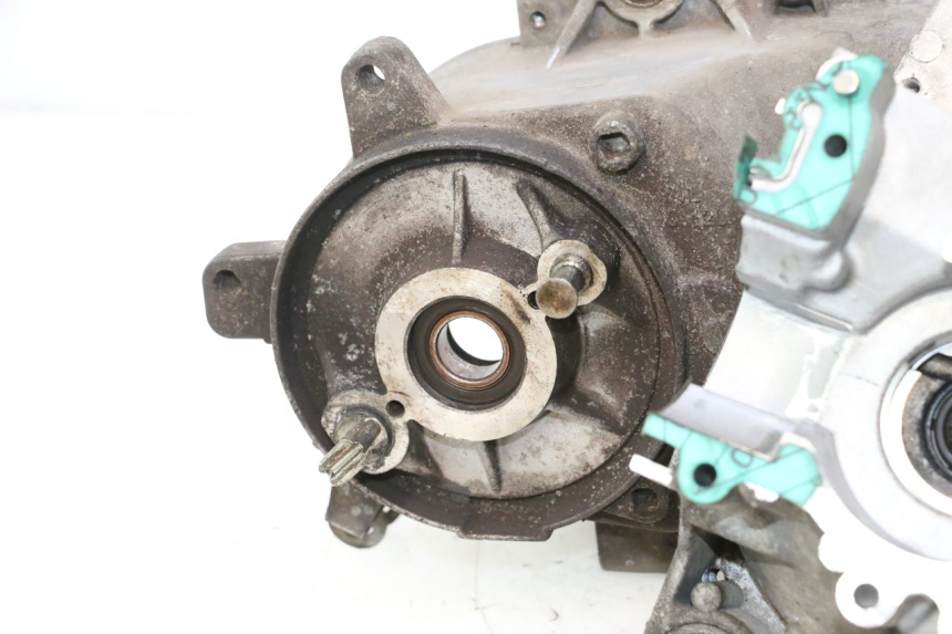 photo de ONDERSTE MOTORKAST PEUGEOT LUDIX ONE 14P 50 (2004 - 2013) - Focus op structuur