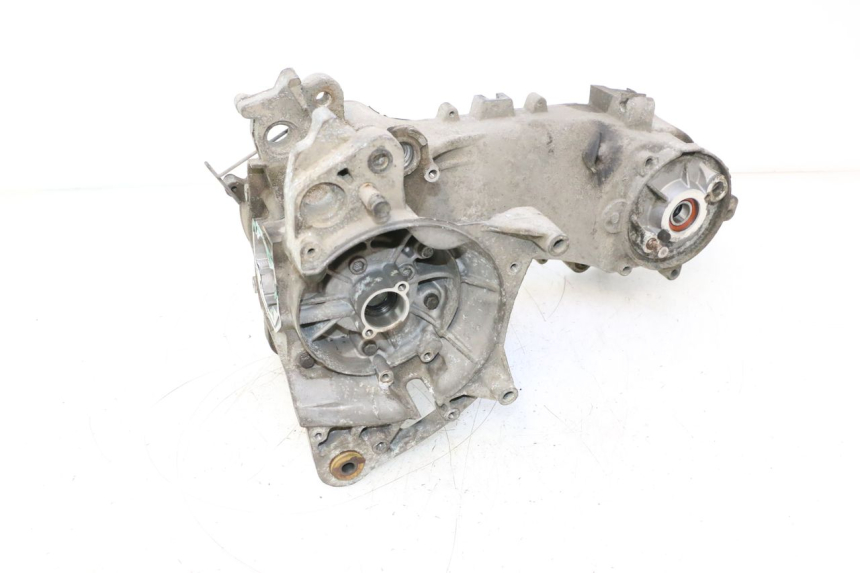 photo de ONDERKANT MOTORBLOK PEUGEOT LUDIX ONE 50 (2004 - 2013) - Zoom op gebruiksstaat