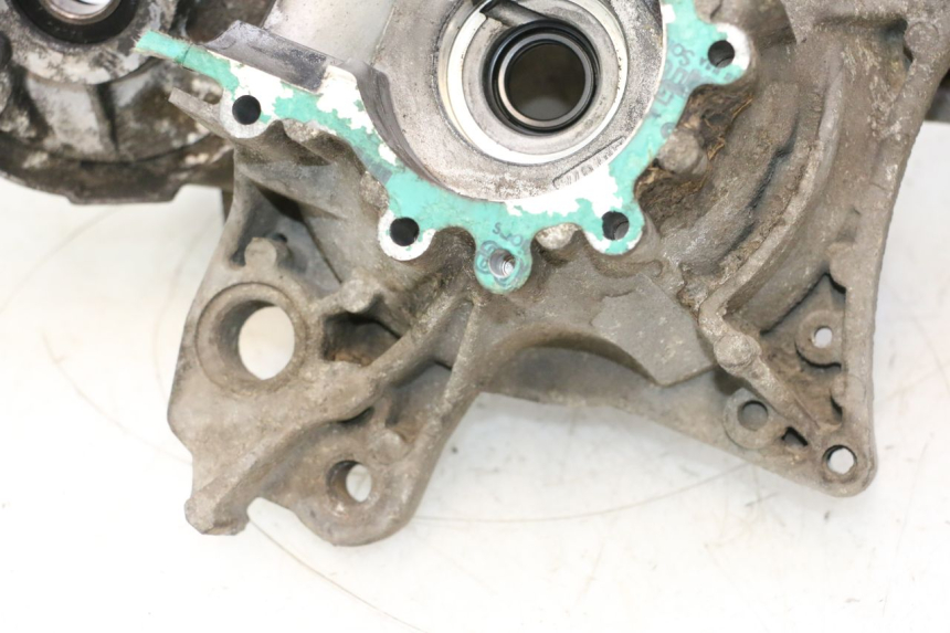 photo de ONDERKANT MOTORBLOK PEUGEOT LUDIX ONE 50 (2004 - 2013) - Profielaanzicht