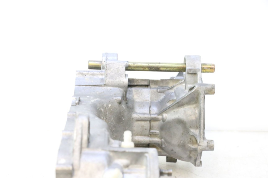 photo de ONDERSTE MOTORKAST MBK MACH G AC 50 (2002 - 2014) - Markeringen en referenties