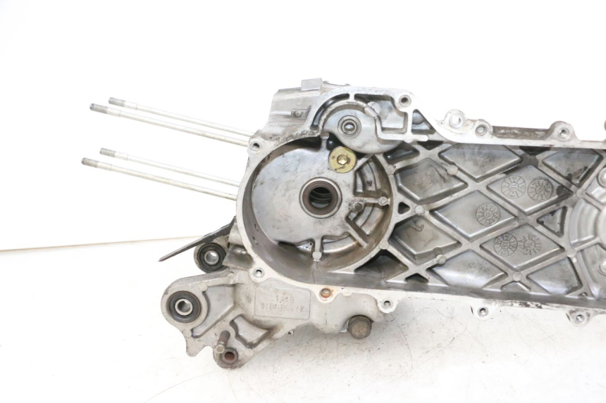 photo de ONDERKANT MOTORBLOK KYMCO LIKE 4T 50 (2019 - 2025) - Bevestigingspunten