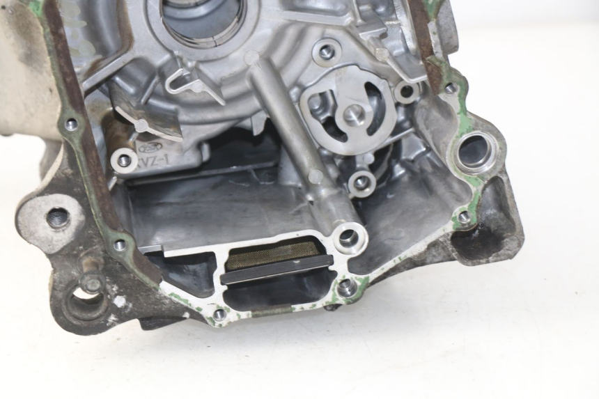 photo de ONDERKANT MOTORBLOK HONDA NSS EX FORZA 250 (2005 - 2013) - Kenmerkende details