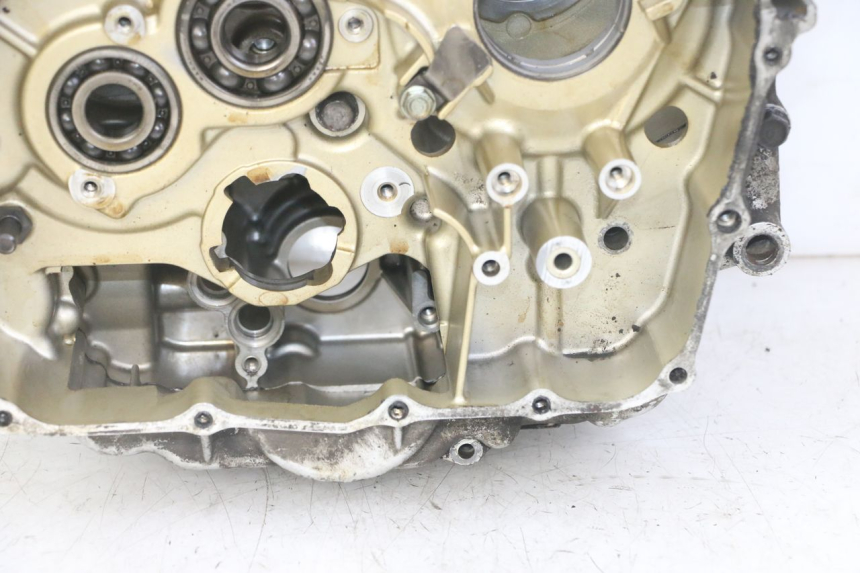 photo de ONDERKANT MOTORBLOK HONDA NTV DEAUVILLE ABS 700 (2007 - 2016) - Kenmerkende details