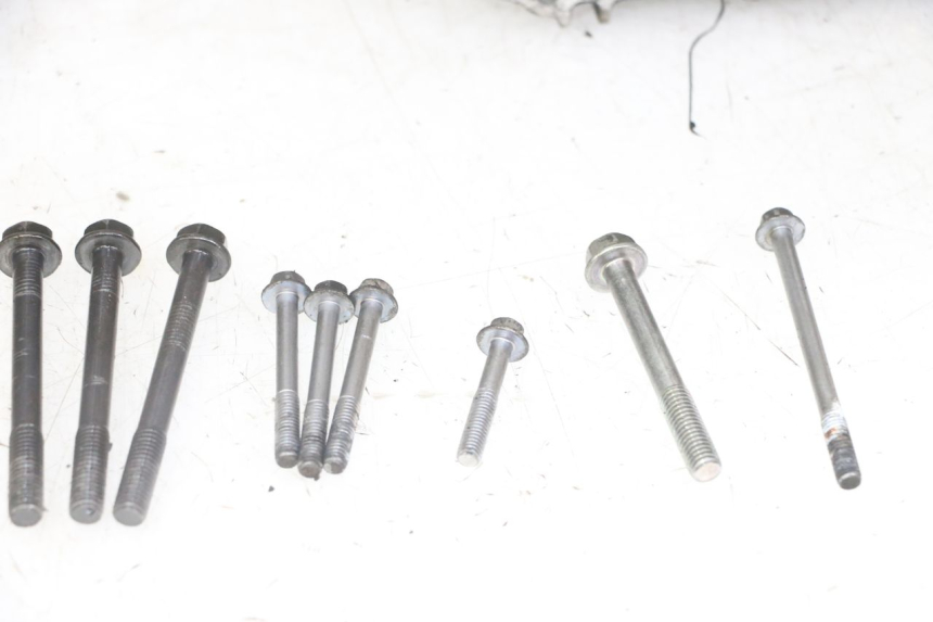 photo de ONDERKANT MOTORBLOK HONDA NTV DEAUVILLE ABS 700 (2007 - 2016) - Detail van het onderdeel