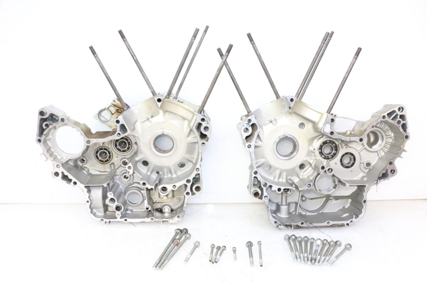 photo de ONDERKANT MOTORBLOK HONDA NTV DEAUVILLE 650 (2001 - 2006) - Detail van het onderdeel