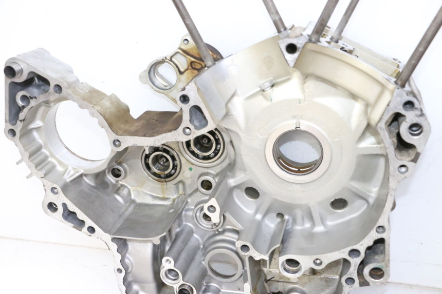 photo de ONDERKANT MOTORBLOK HONDA NTV DEAUVILLE 650 (2001 - 2006) - Focus op structuur