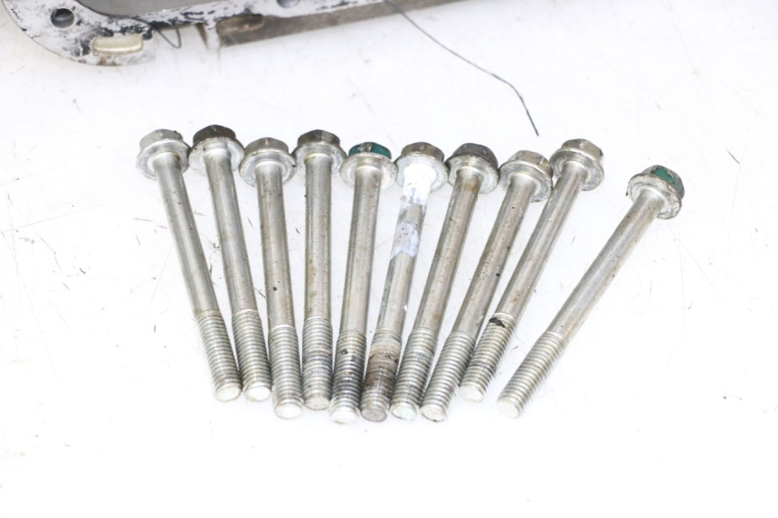 photo de ONDERKANT MOTORBLOK HONDA NTV DEAUVILLE 650 (2001 - 2006) - Hoofdaanzicht