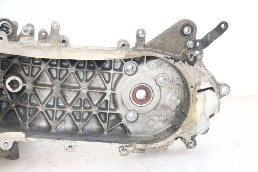 photo de ONDERKANT MOTORBLOK SYM ORBIT 2 4T 50 (2008 - 2017) - Markeringen en referenties