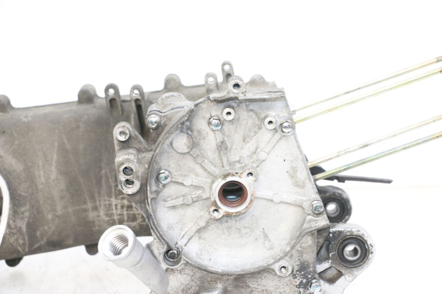 photo de ONDERKANT MOTORBLOK SYM ORBIT III 3 4T 50 (2018 - 2021) - Markeringen en referenties