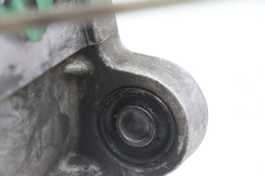 photo de ONDERKANT MOTORBLOK SYM ORBIT III 3 4T 50 (2021 - 2025) - Visuele inspectie