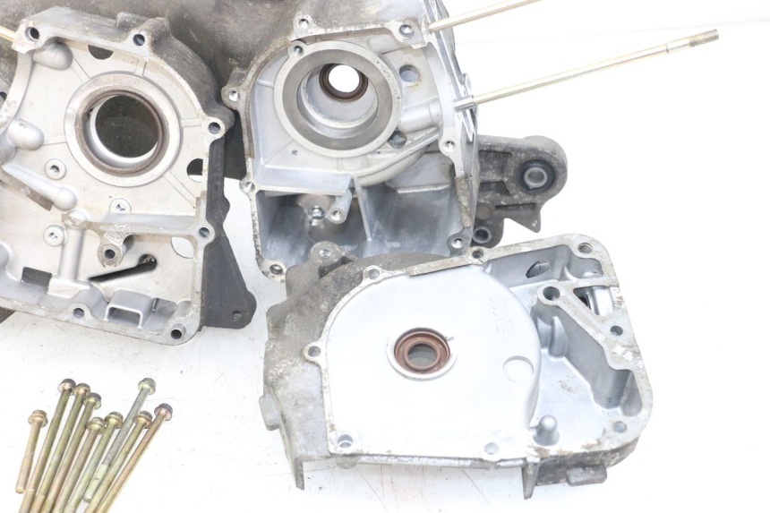 photo de ONDERKANT MOTORBLOK SYM ORBIT 50 (2008 - 2010) - Visuele inspectie