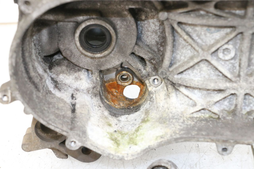 photo de ONDERKANT MOTORBLOK PEUGEOT LUDIX 50 (2008 - 2017) - Staat van het oppervlak