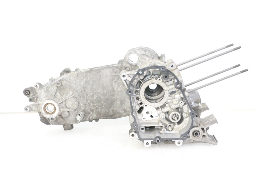 photo de ONDERKANT MOTORBLOK PEUGEOT SATELIS 125 (2013 - 2018) - Markeringen en referenties