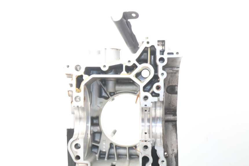 photo de ONDERKANT MOTORBLOK BMW R GS 1150 (1999 - 2004) - Focus op structuur