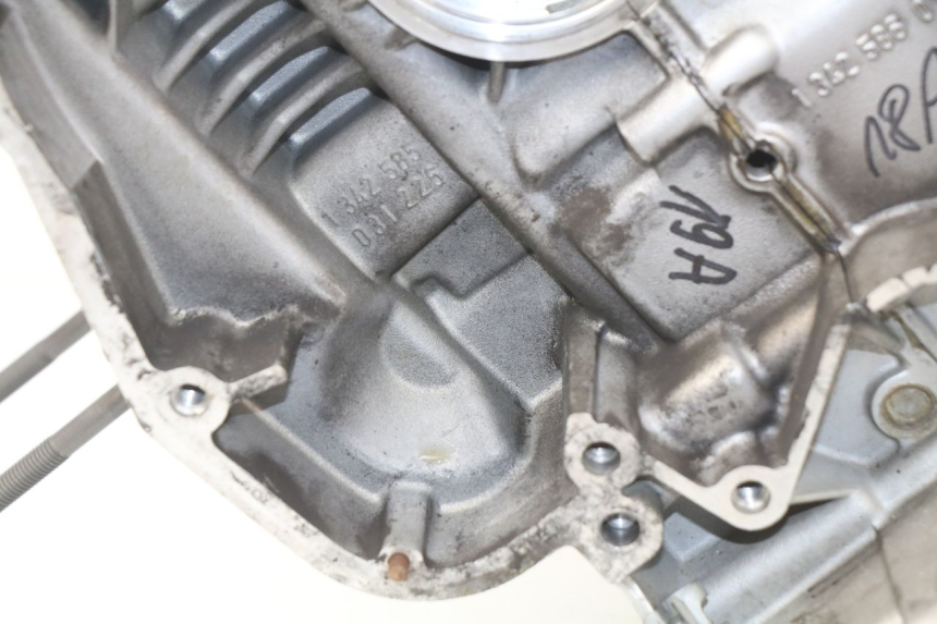 photo de ONDERKANT MOTORBLOK BMW R GS 1150 (1999 - 2004) - Bevestigingspunten