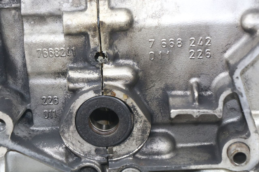 photo de ONDERKANT MOTORBLOK BMW R GS 1200 (2005 - 2007) - Bevestigingspunten